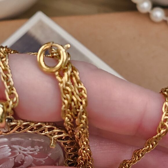 Vintage 1960's Crown Trifari Reverse Intaglio Glass Scorpio Zodiac Pendant - Picture 12 of 12